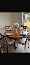Selva French Inspired Extendable Round Dining Table 4x Chairs And Glass Topper