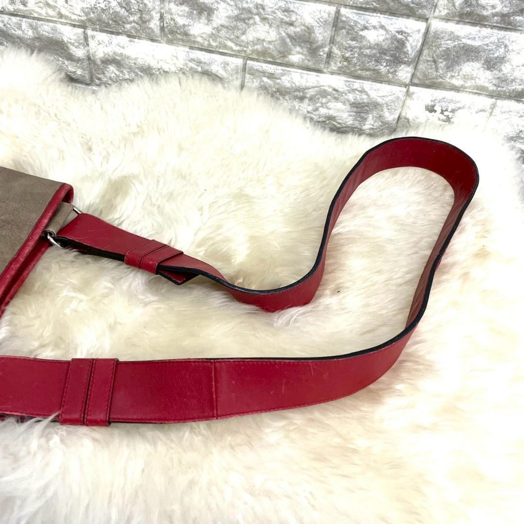 Borsa a tracolla Yves Saint Laurent YSL pelle marrone autentica F07141219