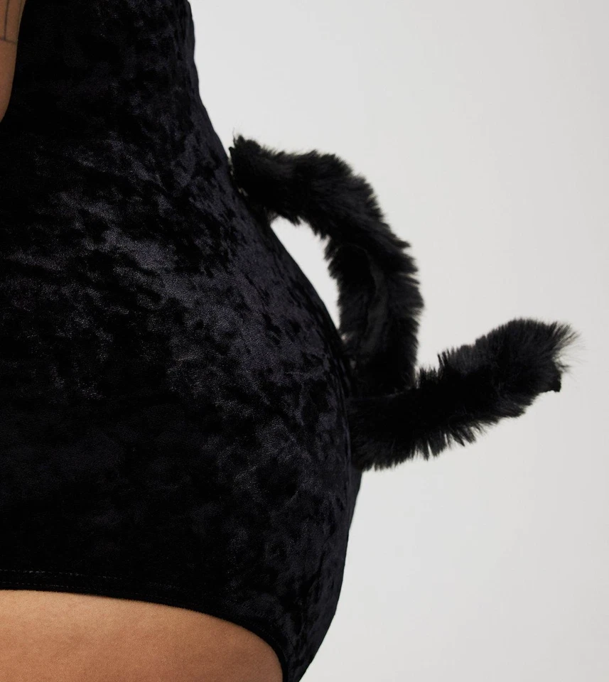 Body Torrido Halloween Sin Tirantes Gato Negro Disfraz Piel Borde Cuello Talla 3X Nuevo con Etiquetas Foto 4 de 4