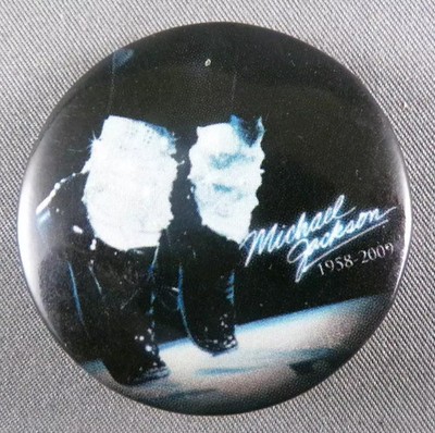 Michael Jackson - Plastik Abzeichen 3,8cm - Moon Walk
