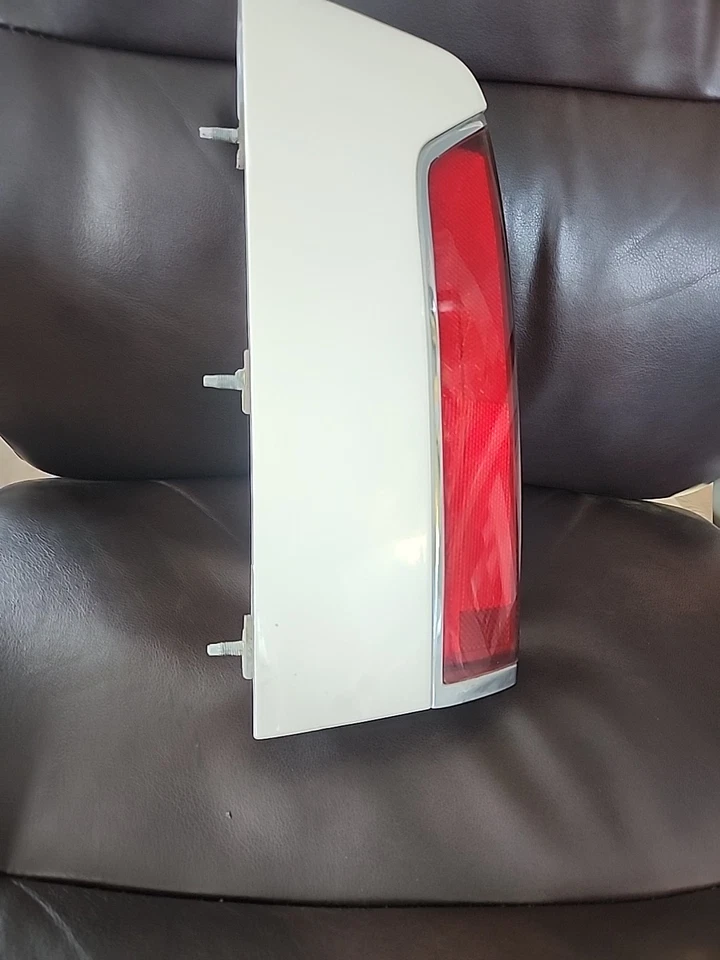 Conjunto de luz trasera izquierda Cadillac Eldorado 1988 1989 1990 1991 Foto 4 de 4