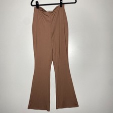 New H M Divided Curvy Fit Scrunch Back Flare Leggings Women's Size Medium