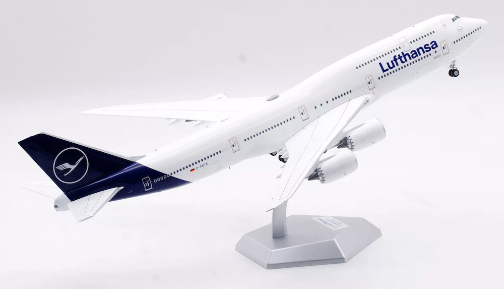 SQ Wings L2054 Lufthansa Boeing 747-8i D-ABYA Diecast 1/200 Jet