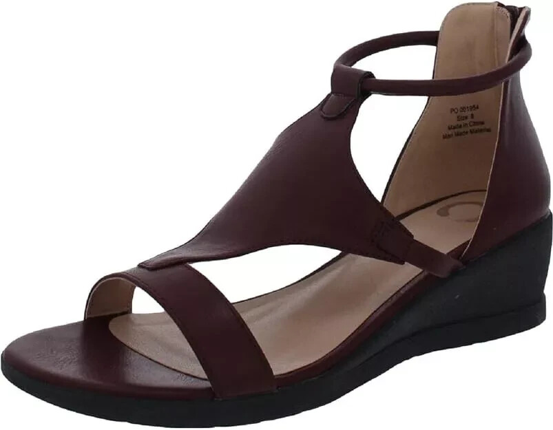 Sandalia para mujer Journee Collection Trayle enjaulada color cuña vino talla 6,5