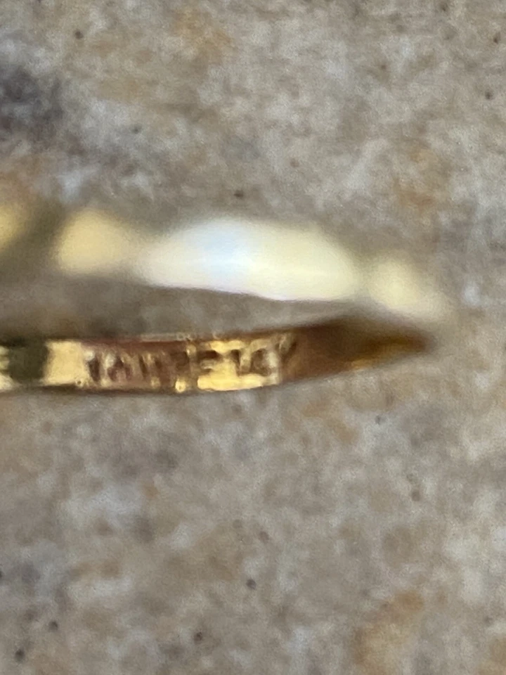 Винтажное кольцо из желтого золота 14 карат с жемчугом и бриллиантами размер 7 - Изображение 4 из 4