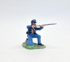 Vintage Britains Union Infantry Soldier Shooting Rifle Kneeling Metal Figure 2"