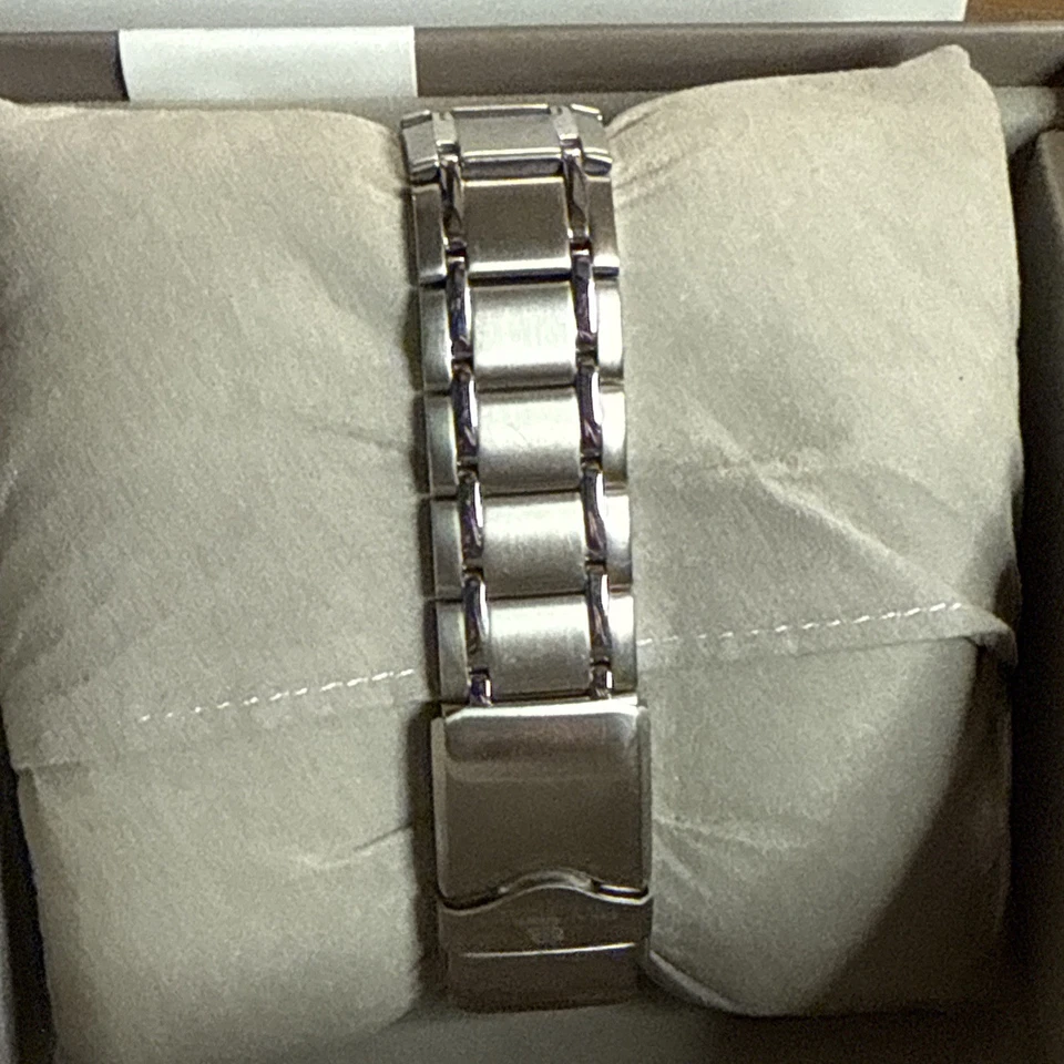 Oceanaut Aviador Orange Pilot Chronograph Date Watch — 第 3/4 张图片