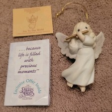 Precious Moments "Joy To The World" 153338 Angel Flute Ornament 1996 Enesco