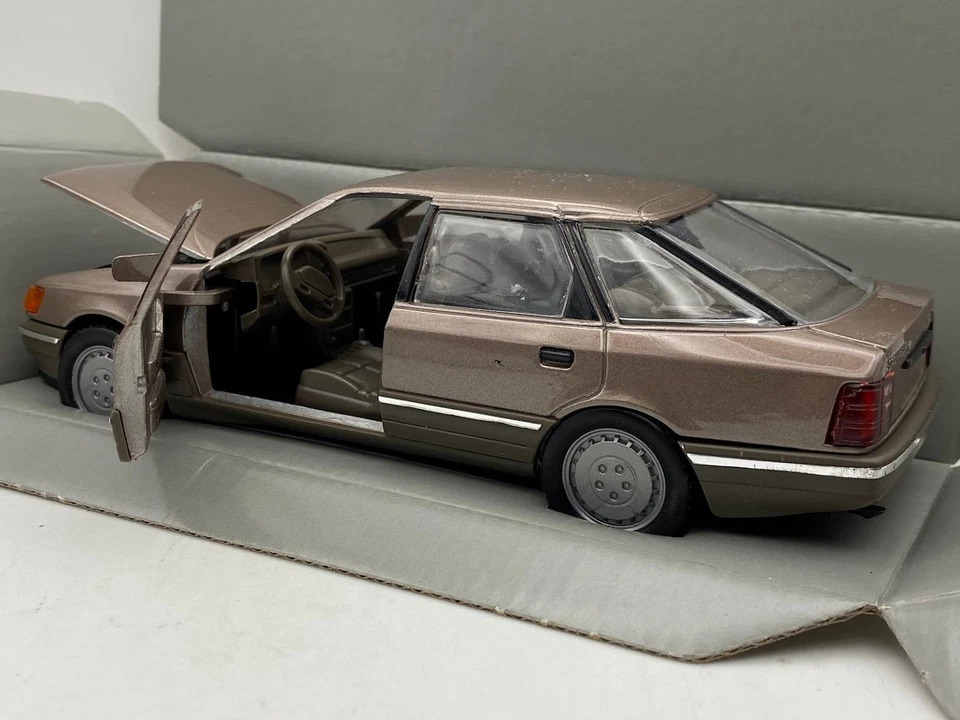 #02 SCHABAK Ford SCORPIO 1:25 diecast - Immagine 3 di 4