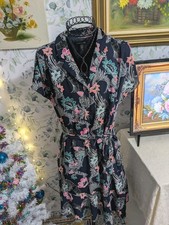 Banana Republic Ladies Size 4 Blue Pink Floral Belted Dress Short Sleeve