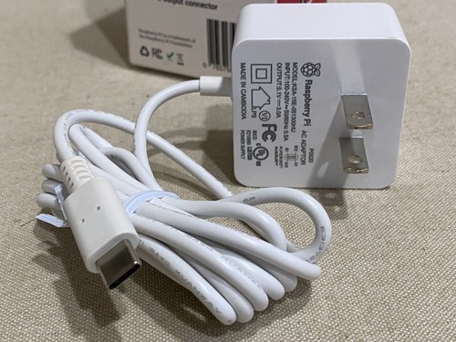Official Raspberry Pi Power Supply USB-C - Picture 7 of 8