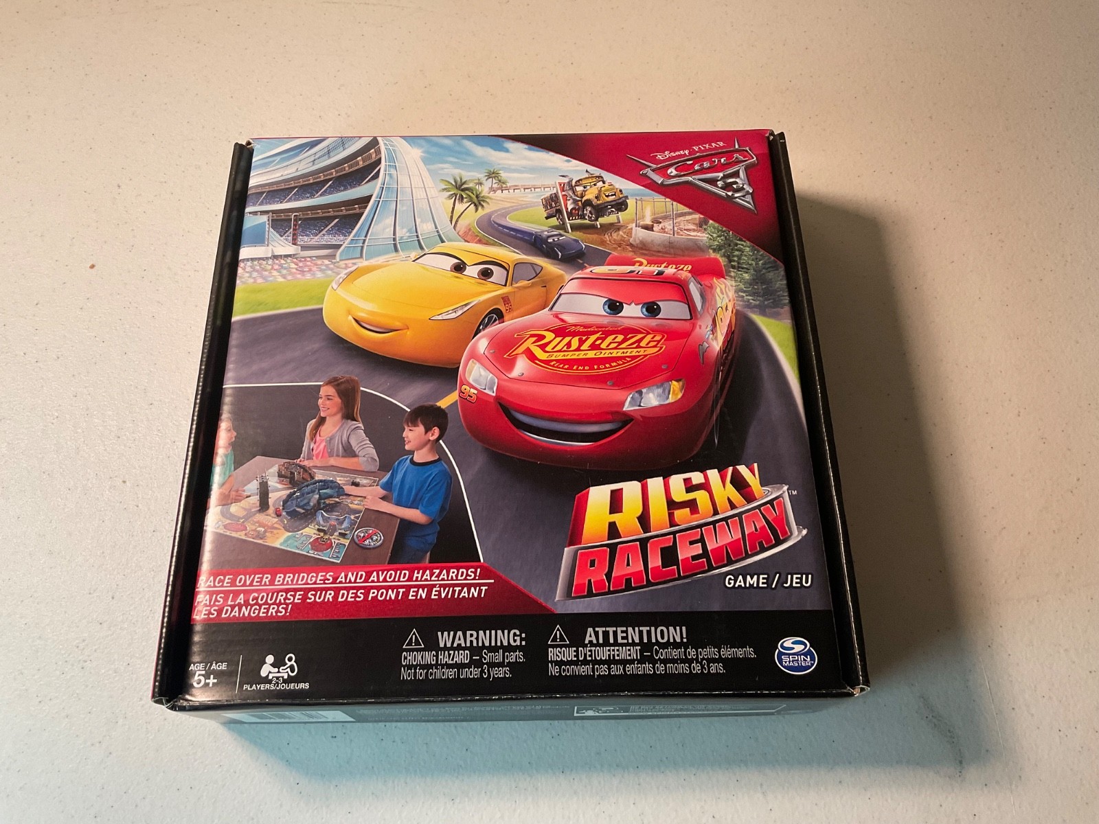 Spin Master Disney Pixar Cars 3 &ldquo;Risky Raceway&rdquo;Board Gam