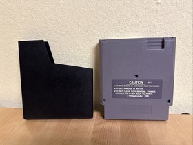 Nintendo NES The Bugs Bunny Crazy Castle - Cart and sleeve Only *Tested & Works*