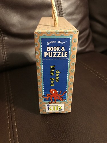 Deep Blue Sea - Book & Puzzle - 20 Pieces - Picture 2 of 2
