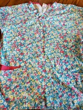 Dickies Scrub Top Xs Blue Flowers