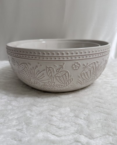 Over and Back Harvest Set of 2 Stacking Mixing Bowl(s) Heavy Ivory Stoneware