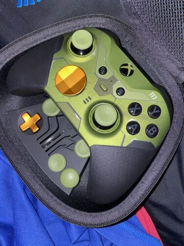 File:Xbox Elite Series 2 Halo Infinite Limited Edition Controller.jpg -  Wikipedia