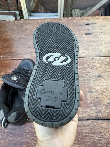 Zapatos de skate Heelys Vapor para niños talla 2 negros para correr - Imagen 8 de 8