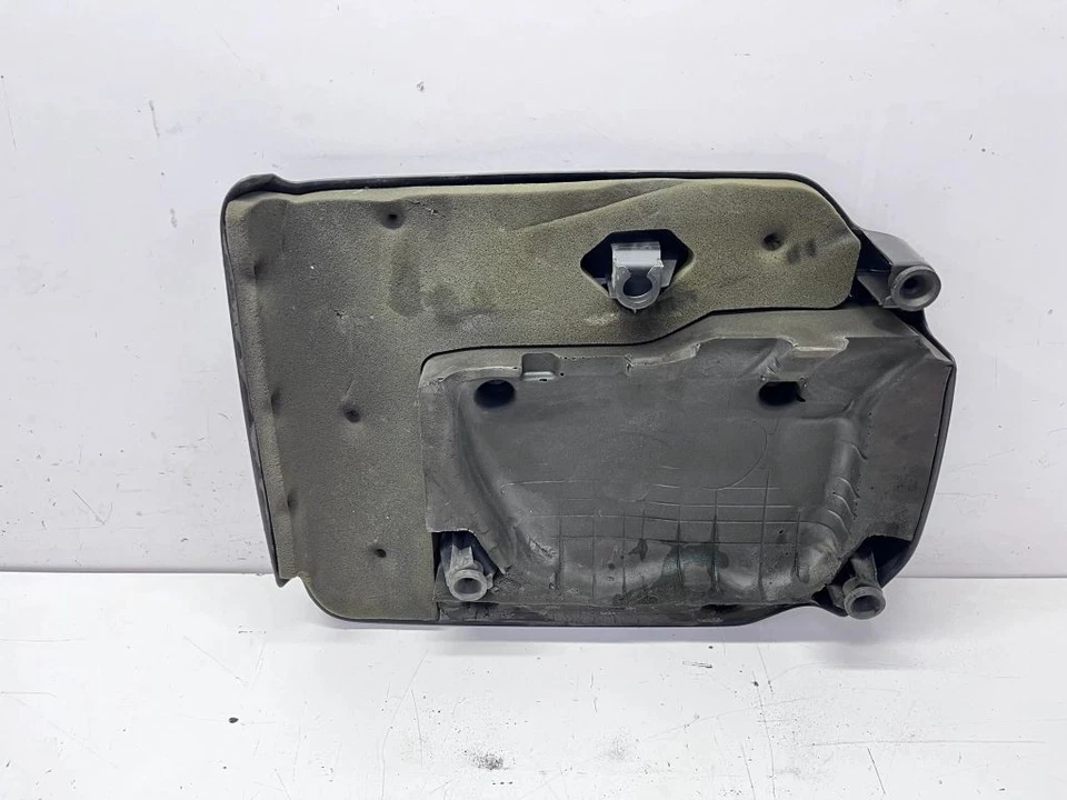 Dodge Grand Caravan 2017 Petrol Top engine cover trim 04593876AC DIN65712 - Image 2 of 3