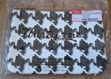 Thirty One Rubie Mini In Classic Houndstooth Pebble Zipper Pouch