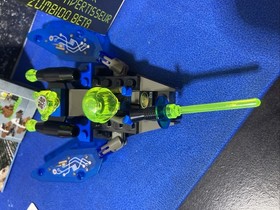 Vintage LEGO Insectoids Beta Buzzer (6817) - 100% Complete w BOX & INSTRUCTIONS!