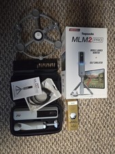Rapsodo MLM2 Pro Golf Launch Monitor Outdoor/Indoor mit Niveauständer und Abdeckung