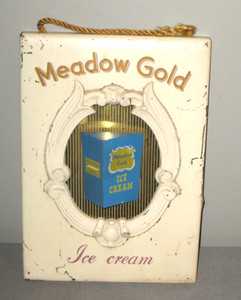 1940'S MEADOW GOLD ICE CREAM- METAL STORE SIGN DISPLAY- BEATRICE FOODS-LABEL-17"