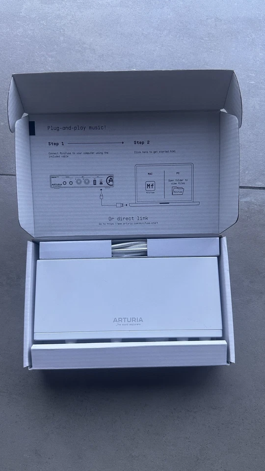 Arturia MiniFuse 2 USB Audio Interface - Image 4 of 4