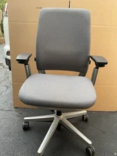Amia Office Desk Chair by Steelcase