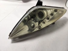 Used Right Headlight Assembly fits: 2005 Toyota Celica Right Grade A