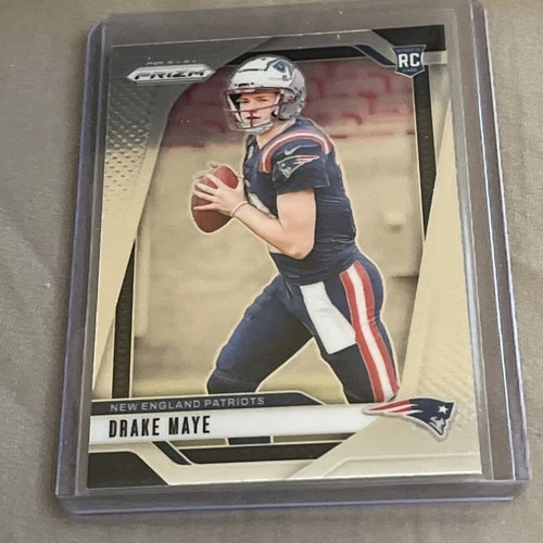 2024 Drake Maye Panini Prizm Base Rookie stack of 6 cards.