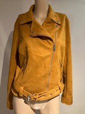 Giacca biker corta in ecopelle scamosciata giallo senape New Look taglia 14