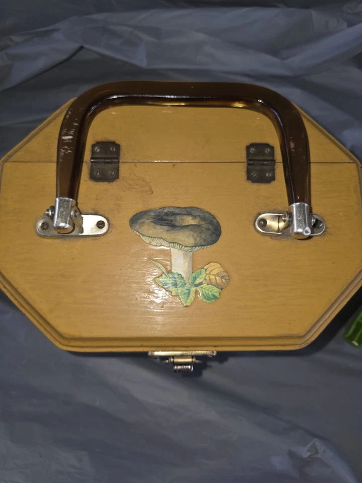 Vintage Wooden Purse Decoupage Octagon Lucite Handle Mushrooms Botanical - Image 2 of 4