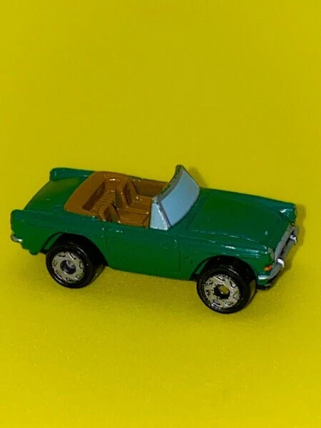 Vintage Micro Machines Sunbeam Alpine Tiger Car Green Tan Seats 1996 LGTI - Image 3 of 4