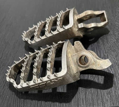 FLY RACING FOOTPEGS 2022 Honda CRF450R - Picture 5 of 10