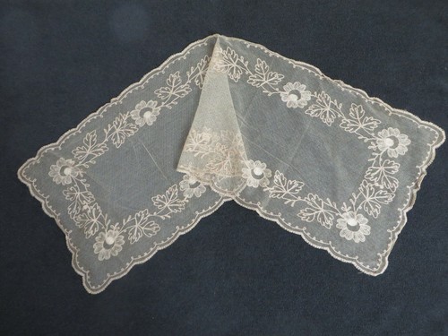 Vintage Set of Five Thin Embroidery Table Runner, Dresser Cloth & Tray cloth - Picture 3 of 5