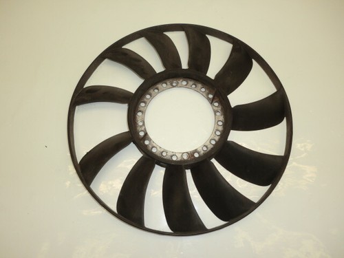 Passat 3B KÜHLERVENTILATOR MOTORKÜHLUNG VENTILATOR WASSERKÜHLER