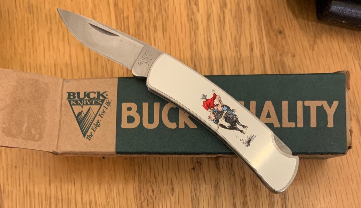 VINTAGE BUCK 525 PRCA PRO RODEO BULLRIDER KNIFE NEVER USED IN BOX