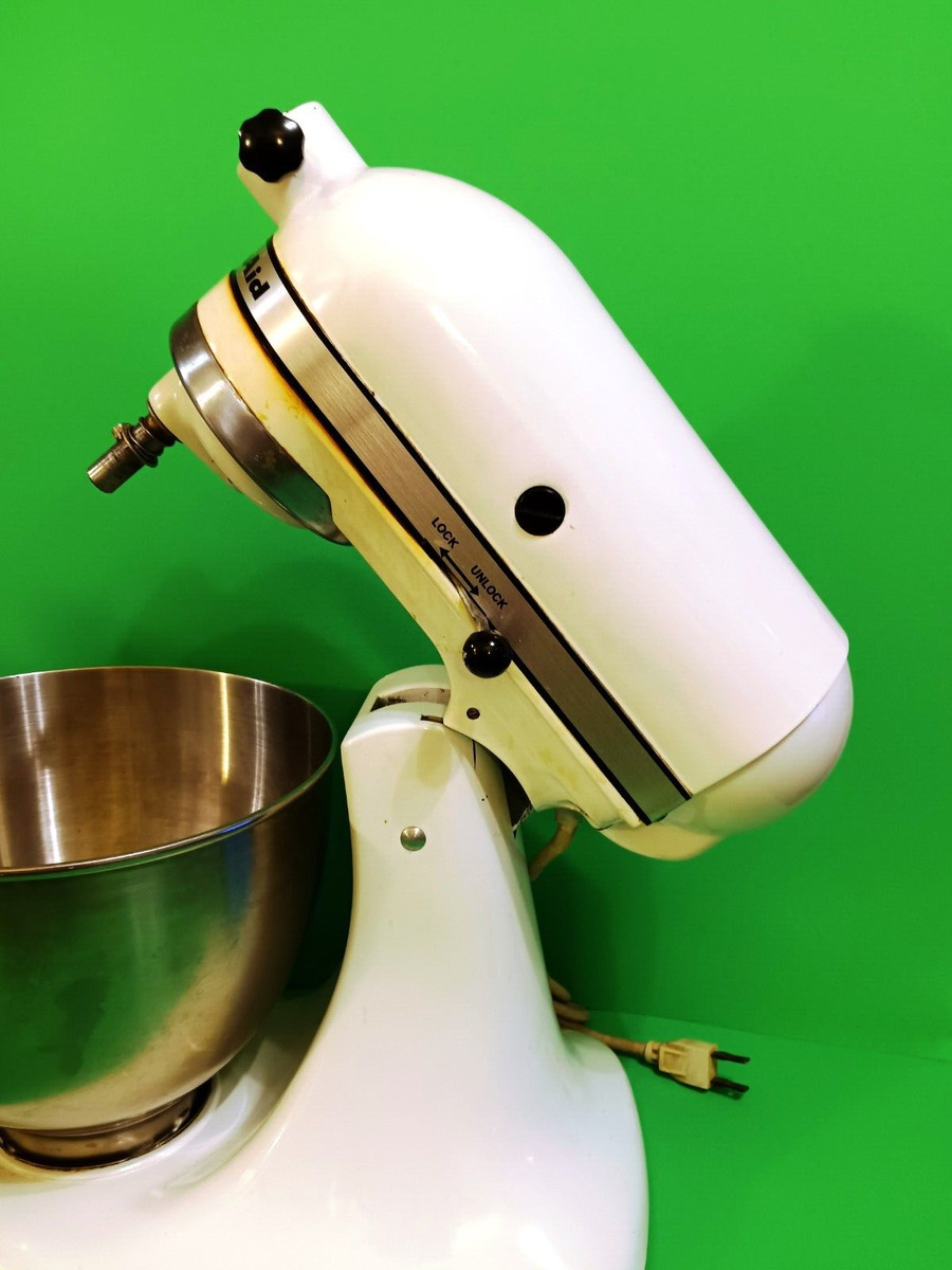 KitchenAid K45 Tilt-Head Stand Household Mixer White w Bowl, 2 attachments