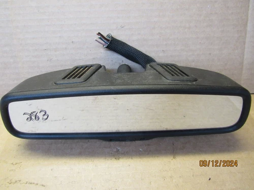 2008 Chrysler Town and Country Interior Rear View Mirror OEM E11026130