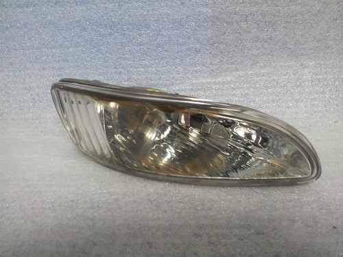 2004-2009 Lexus OEM RX-Class RX330, RX350 Right Passenger Fog Light *Parts* - Picture 3 of 4