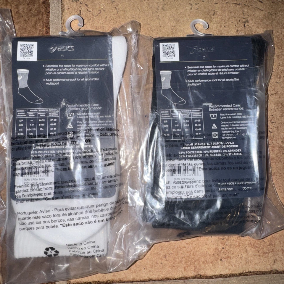 ASIC's Team Crew Socks - ZK1454 Pack of 6 (2 black & 4 White) S/P - Image 4 of 4