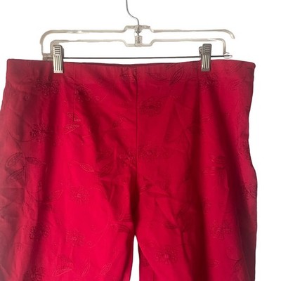 David Paul Vintage Women's Size 16 Red Floral Whimsygoth Embroidered Crop Pants