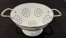 Vintage Chantal  Enamelware 9” Footed Strainer Colander Enamel Cookware Kitchen