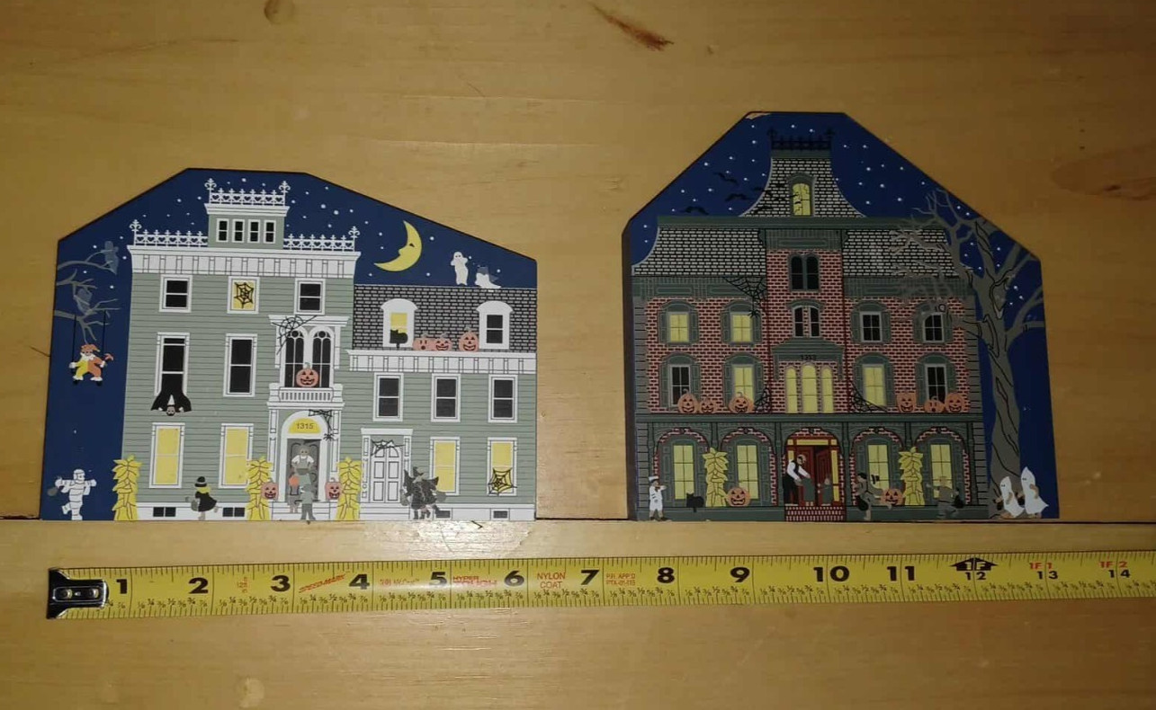 The Cat's Meow Limited Edition Halloween Eerie Estate #139 & Mystery Manor #140