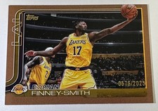 DORIAN FINNEY-SMITH #149 Los Angeles Lakers 2024 Topps *GOLD* 0576/2025 (NM-MT)