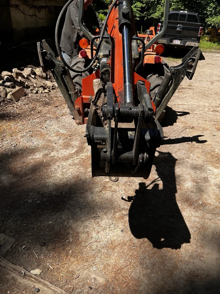 tractor attachment-Woods Backhoe “attachment” Model 6500-Sole Owner/Operator - Image 4 of 4