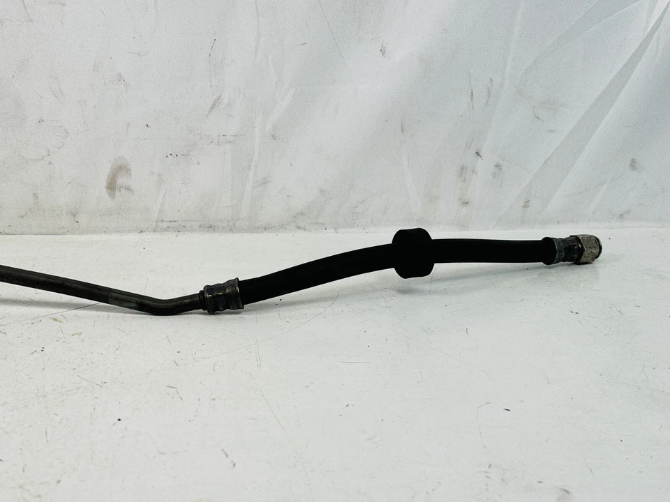 Mangueira de linha de óleo 10-11 MERCEDES-BENZ C207 W212 E CLASS E550 FABRICANTE DE EQUIPAMENTO ORIGINAL - Imagem 2 de 4