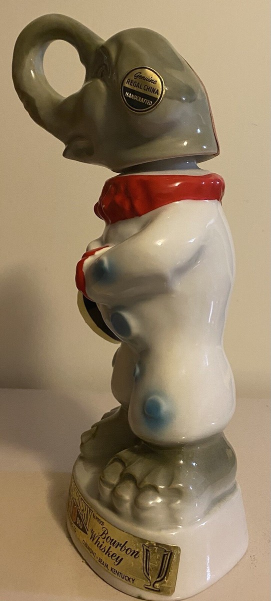 VTG 1968 Beam's Trophy Kentucky Bourbon Whiskey Decanter Bottle