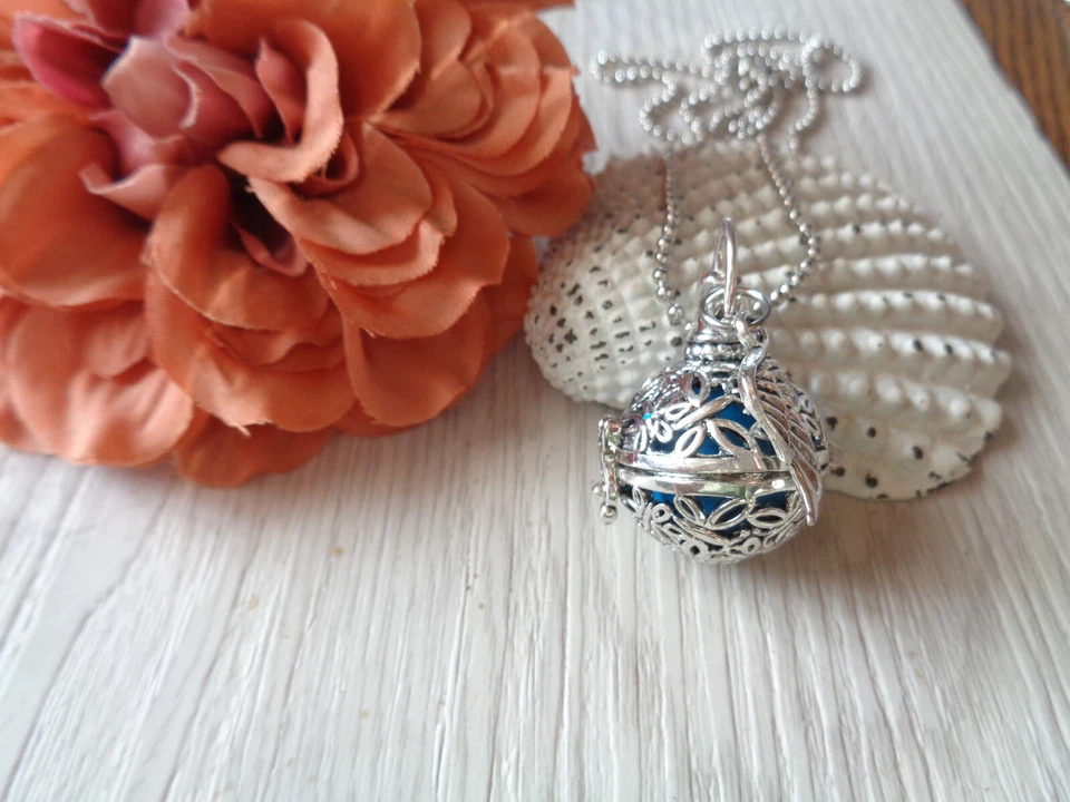 Engelsrufer-Kette silber mit blauer Klangkugel (Modeschmuck)